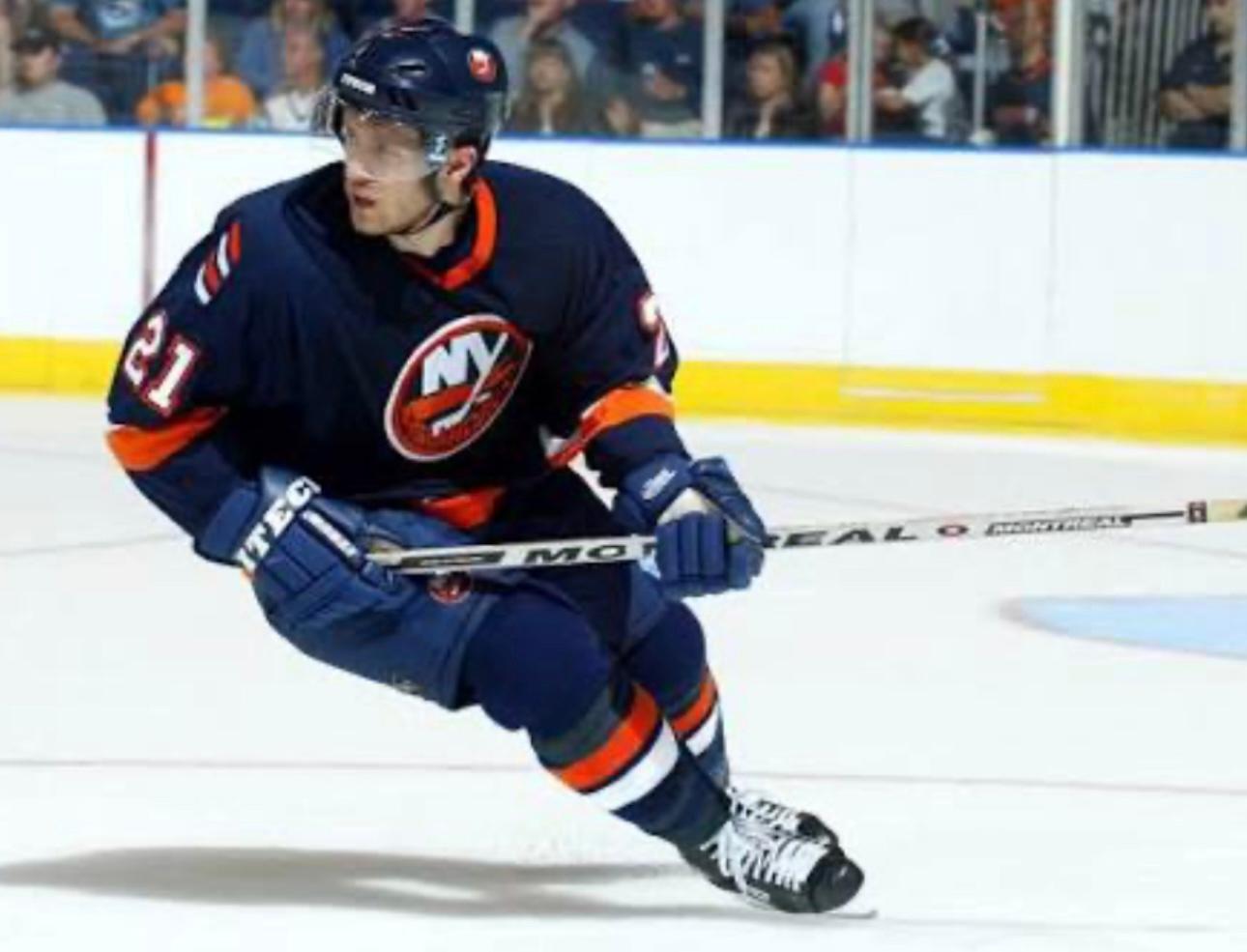 Mariusz Czerkawski na lodzie w barwach New York Islanders